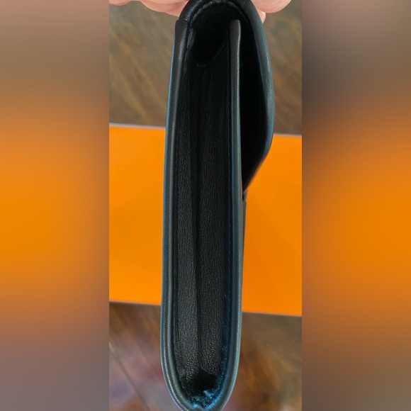 SOLD Hermes Jige Elan 29 Clutch in Noir Swift Leather with H Closure - Picture 7 of 16